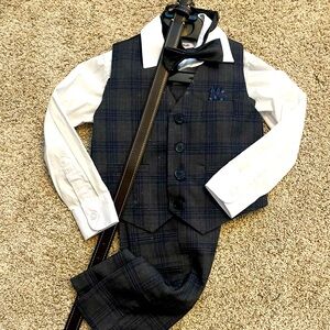 Isaac Mizrahi boys 2T 4 piece suit outfit